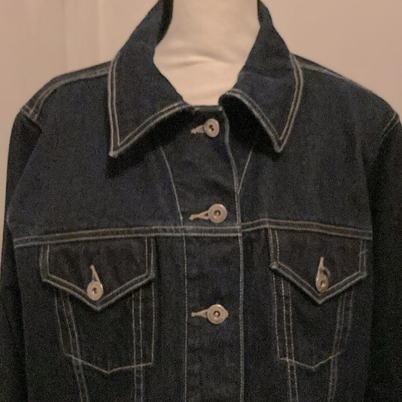 Jean Jacket - Picture 1 of 4